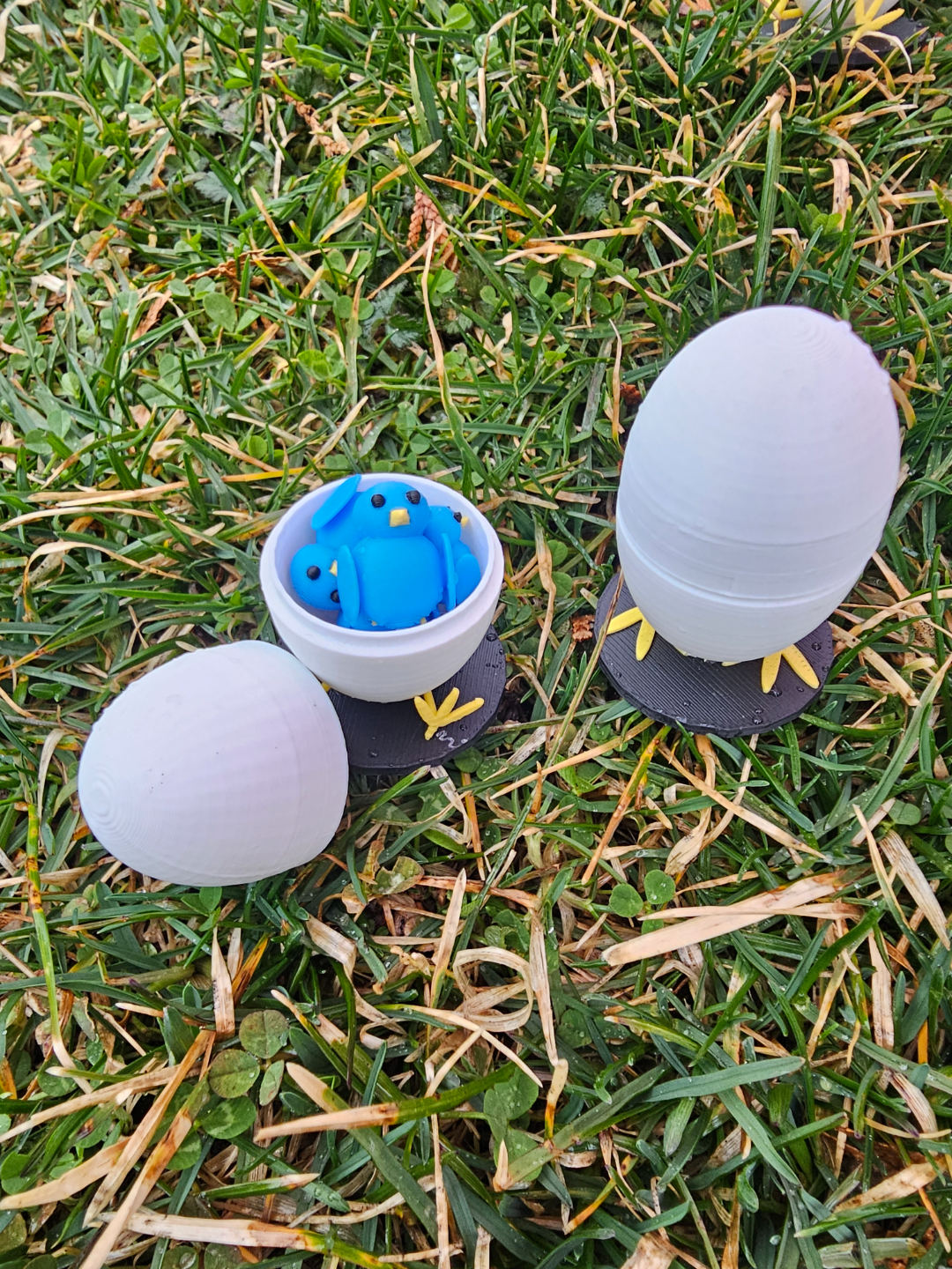 Easter Egg Container With Legs And Mini Bird