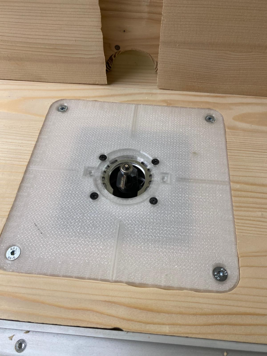 Makita RT0702 Routertabel insert