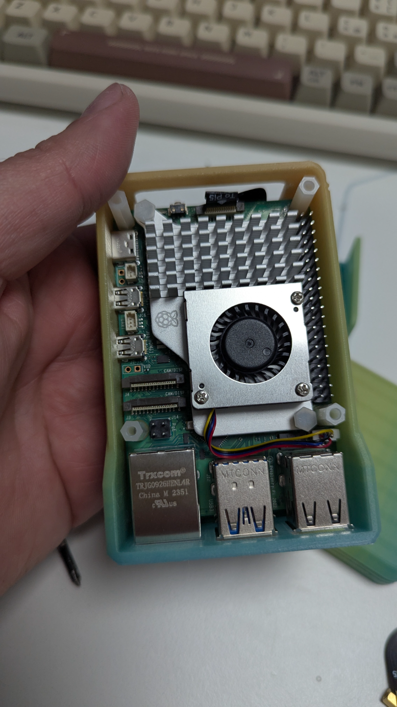Raspberry Pi5 case with M2 Hat Seeedstudio