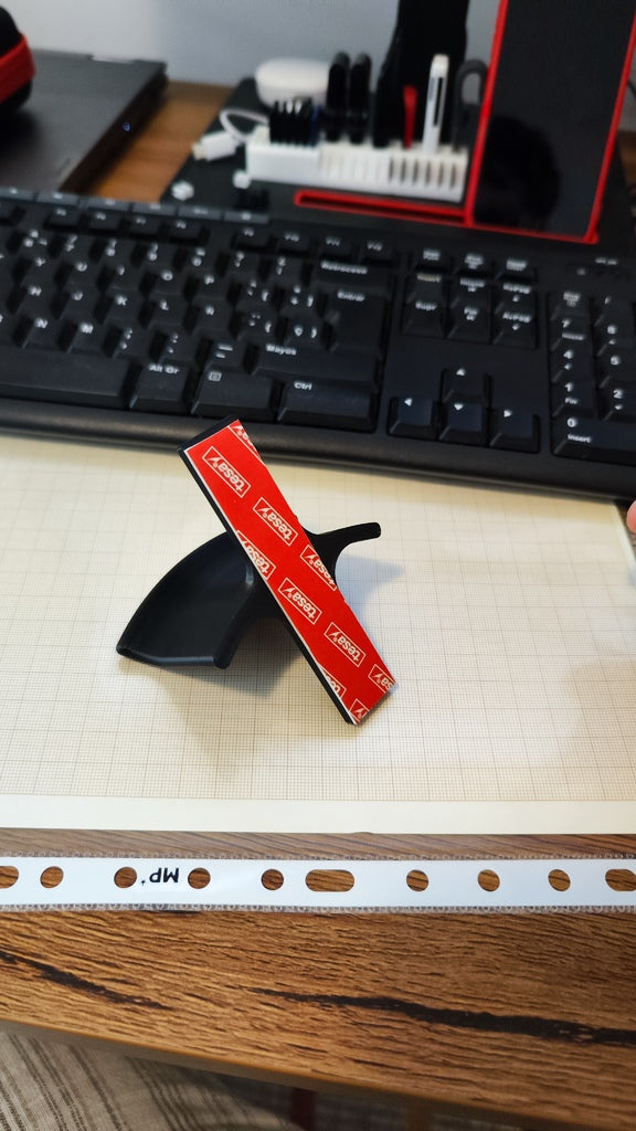 Minimal headphone stand / holder / hanger