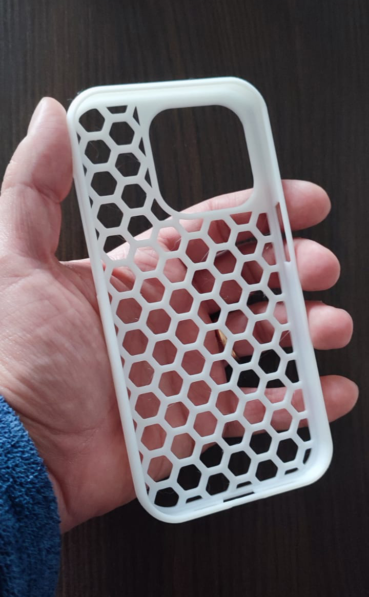 Iphone 15 PRO - Cover Hexagon design