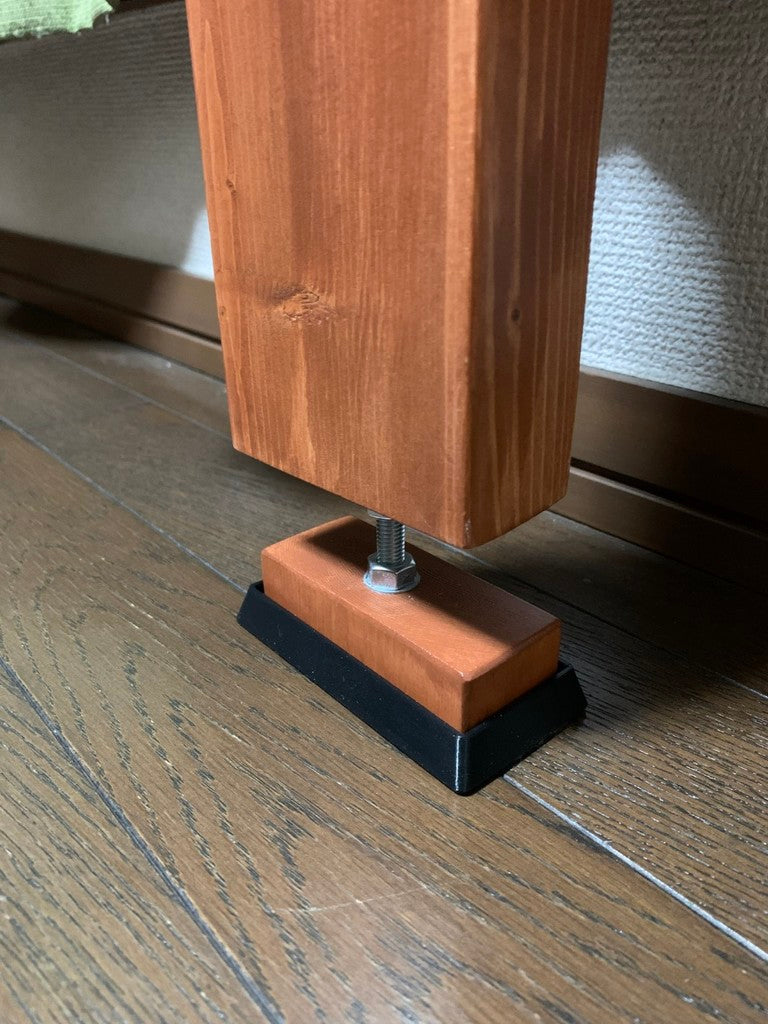 2x4 End Cap