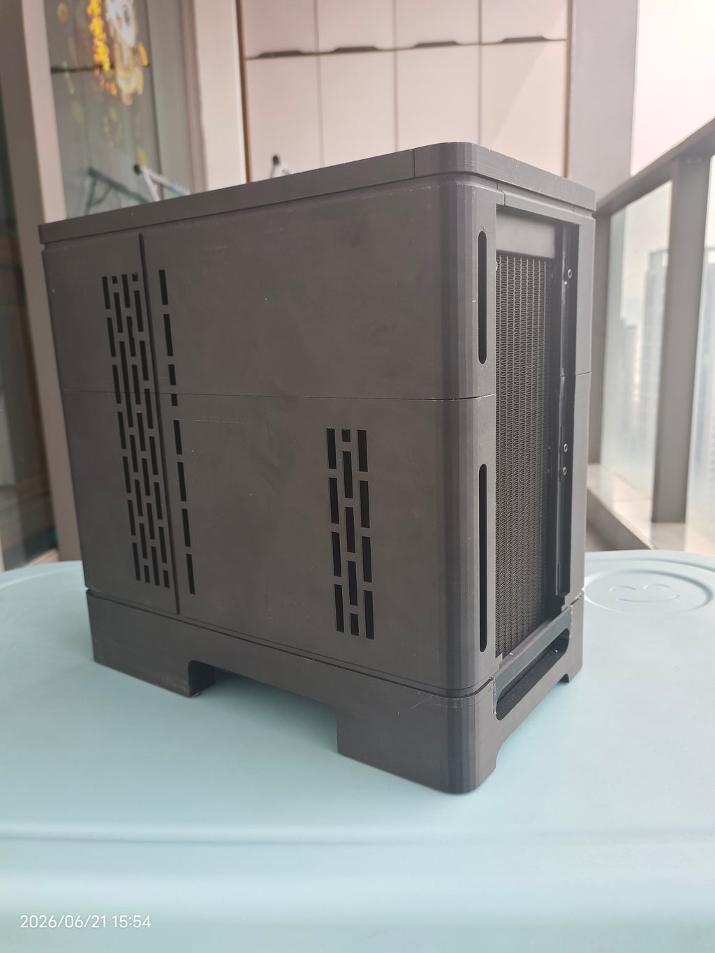 家用极限MATX机箱（329*190*317.5mm）