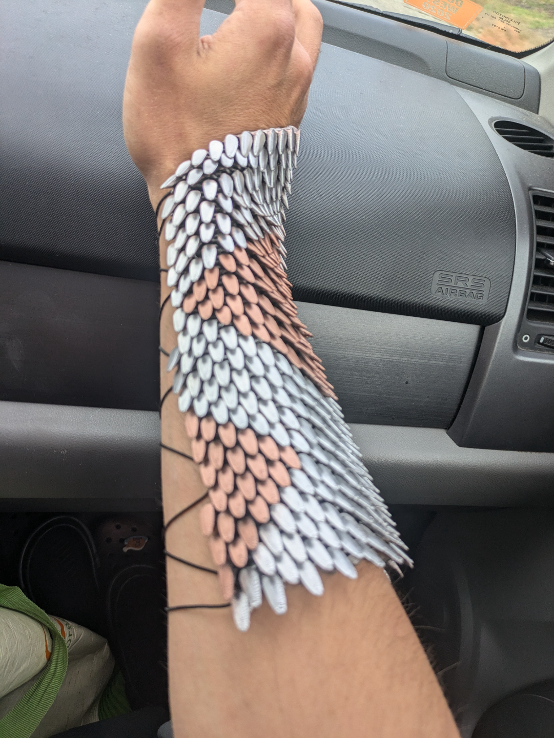 chainmail fabric arm bracer