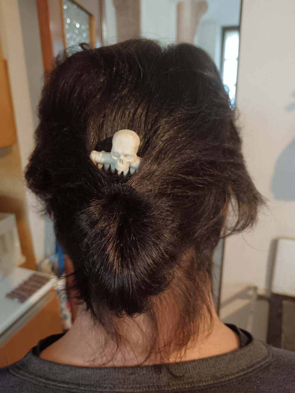 Bones hair comb