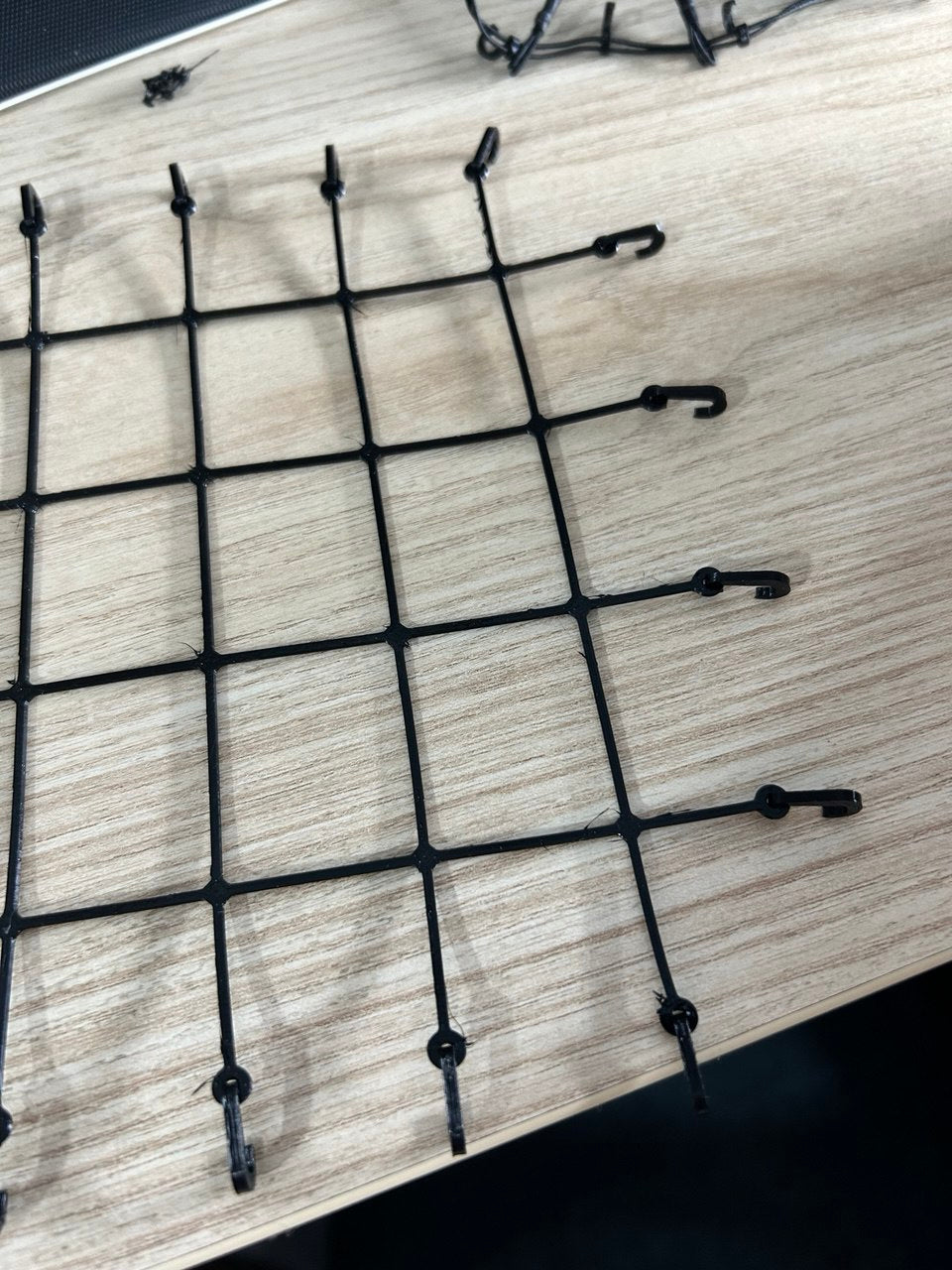 FlexiNet – Elastic Cargo Net for 1/10 RC Cars