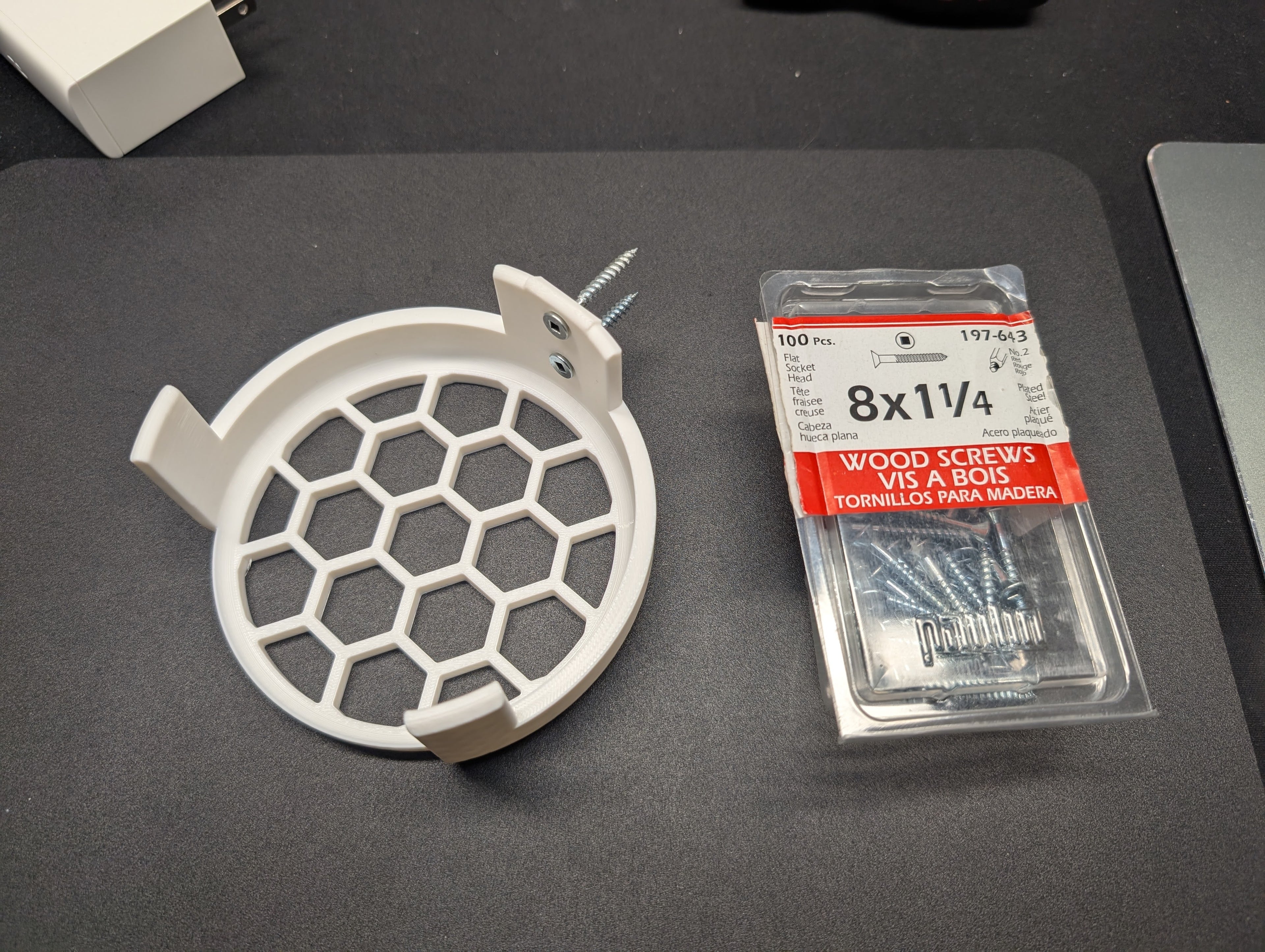 TP-Link XE75 AXE5400 Wall Mount