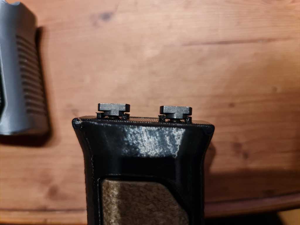 Angled Vertical Foregrip (M-Lok)