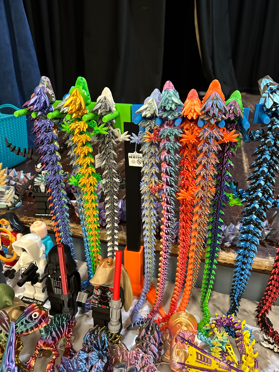 Dragon Sales Stand