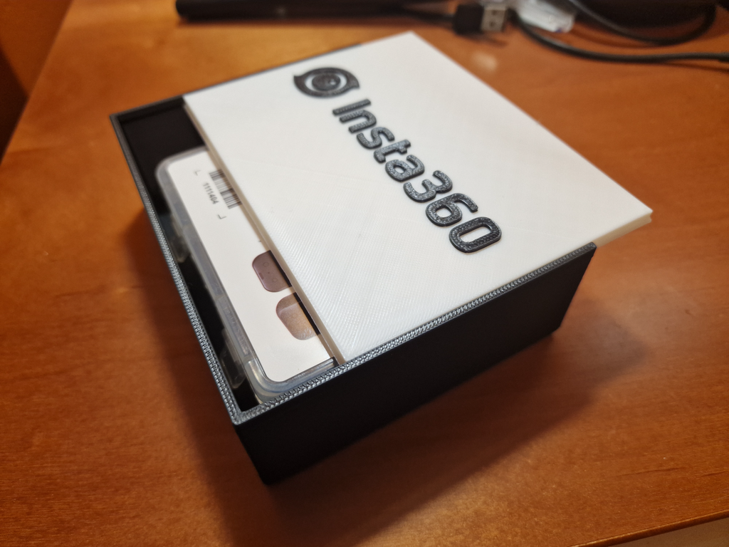 contenitore accessori insta 360