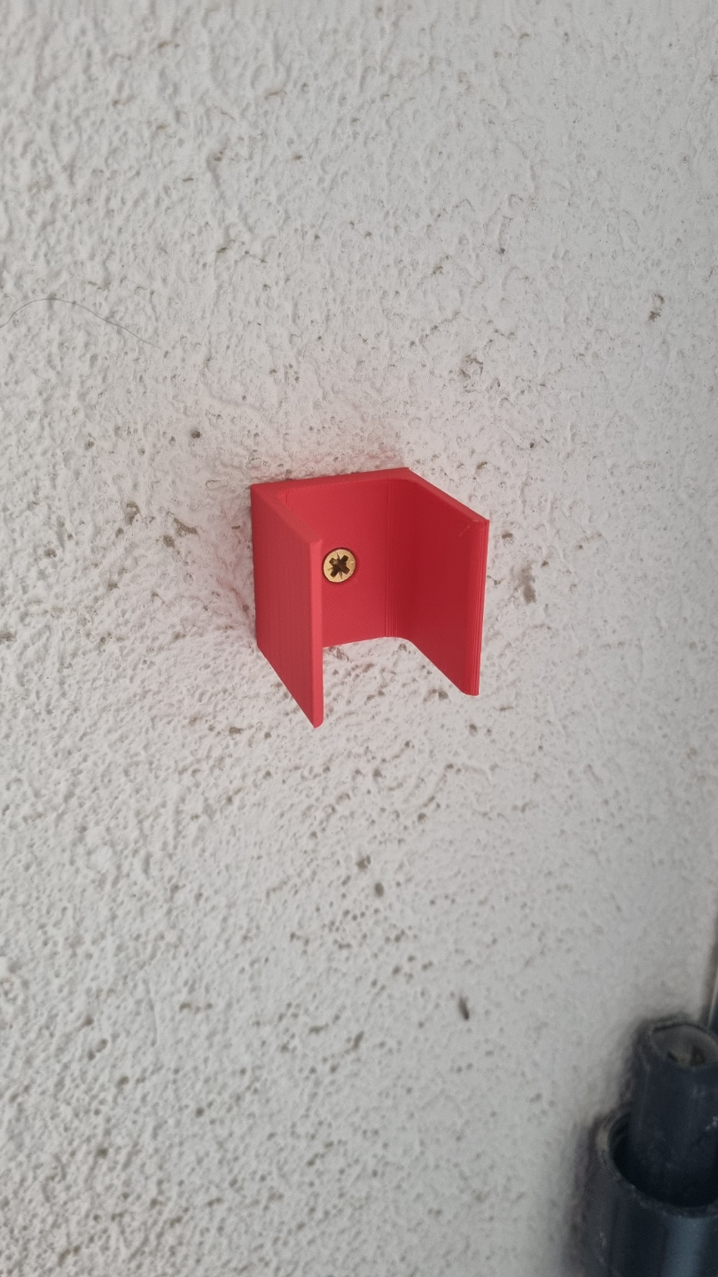 Einhell telescopic hedge trimmer wall hanger