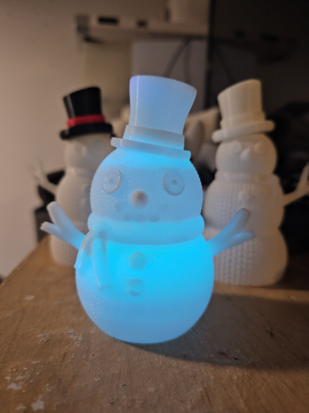 snowman CHUBBS knit LED tea light Lamp