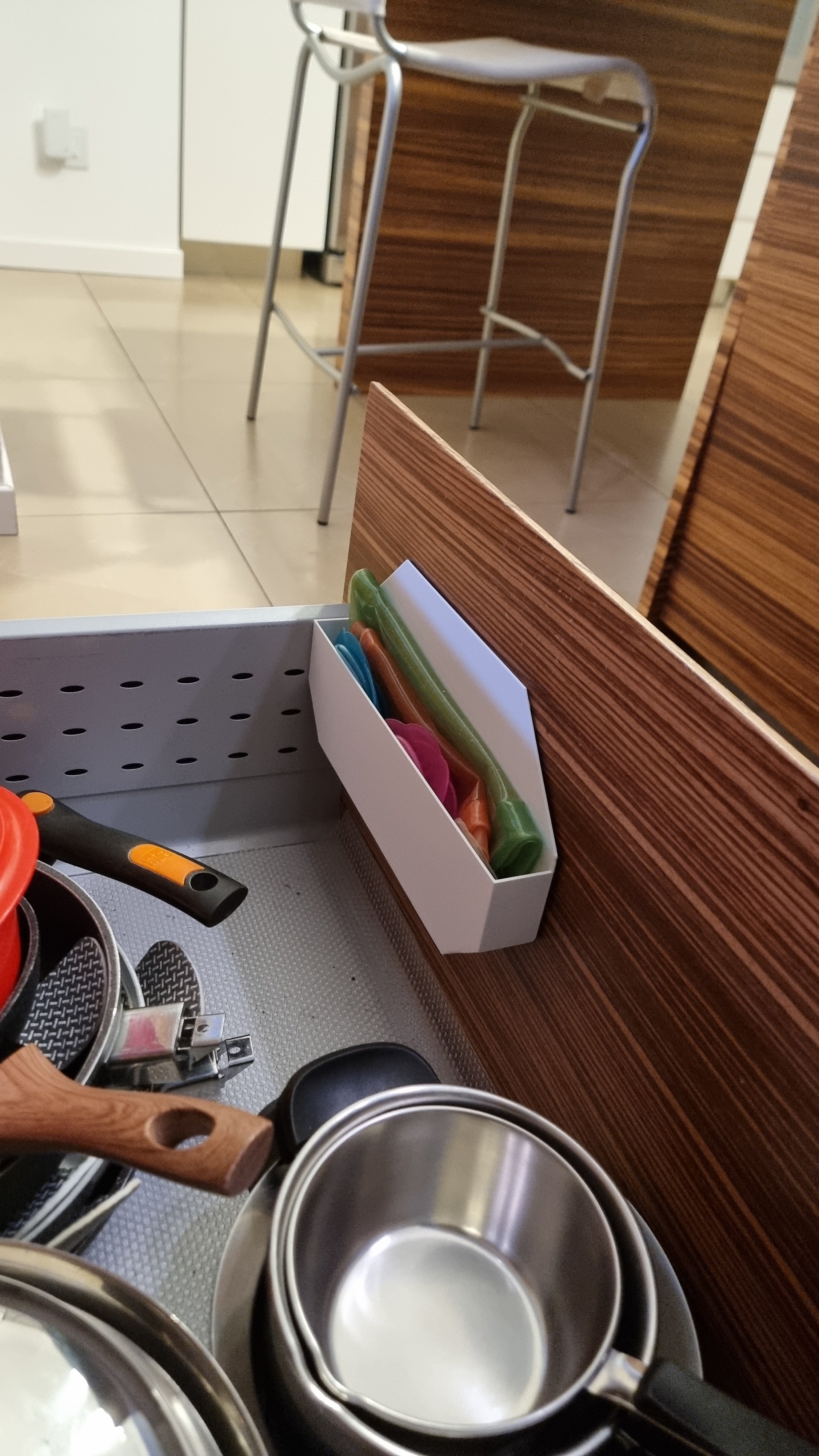 contenitore per coperchi IKEA Overmatt