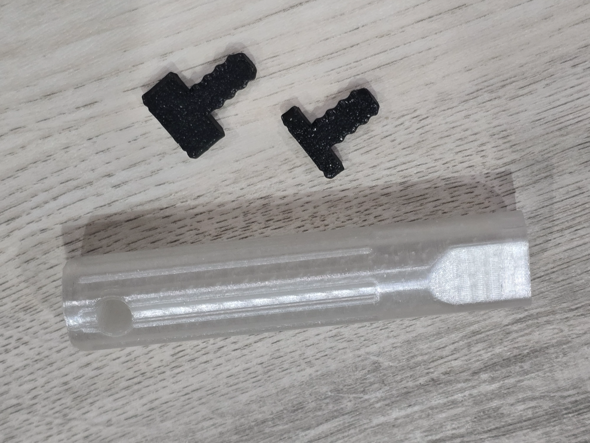 Multiboard Small T Bolt Driver with Keyhole