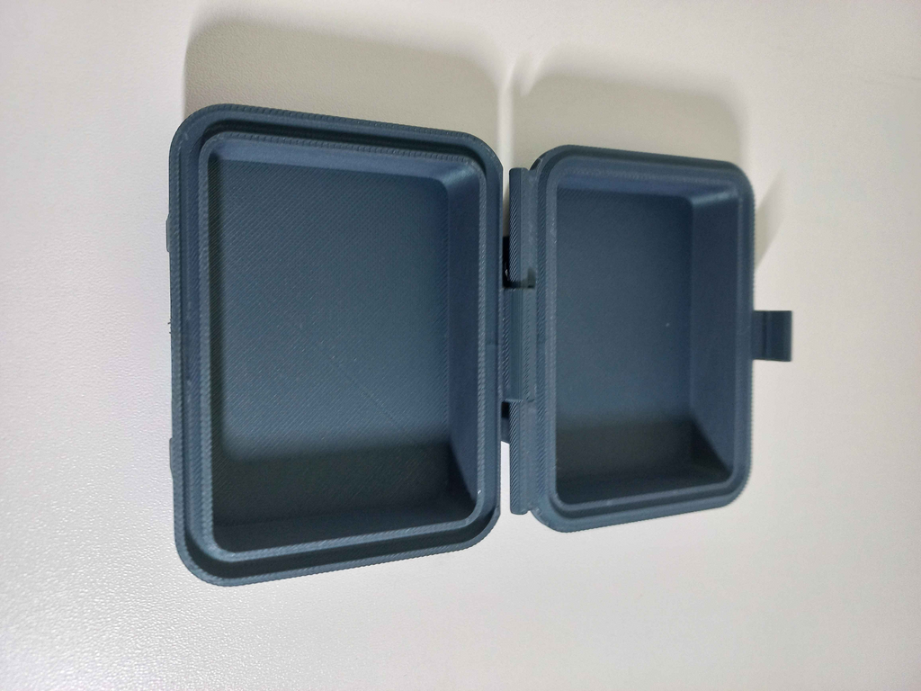 Rugged Box (print-in-place & parametric)