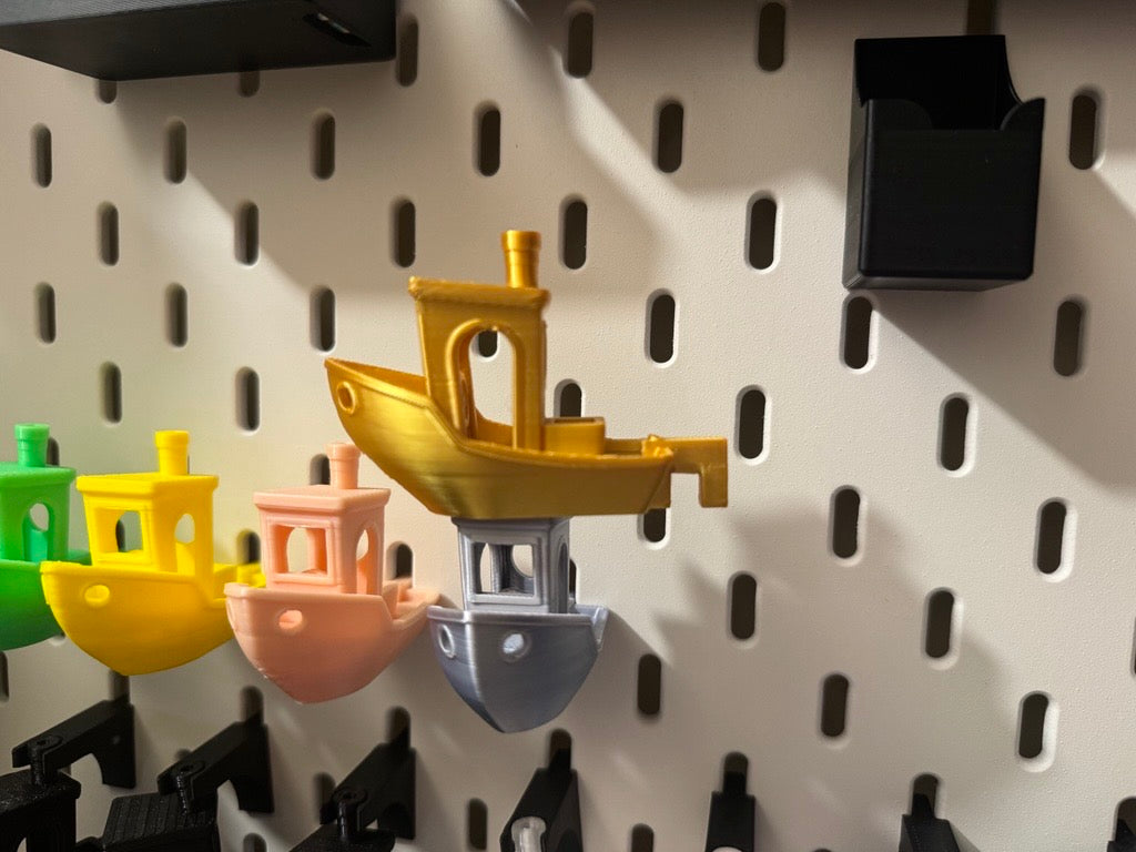 SKADIS BENCHY
