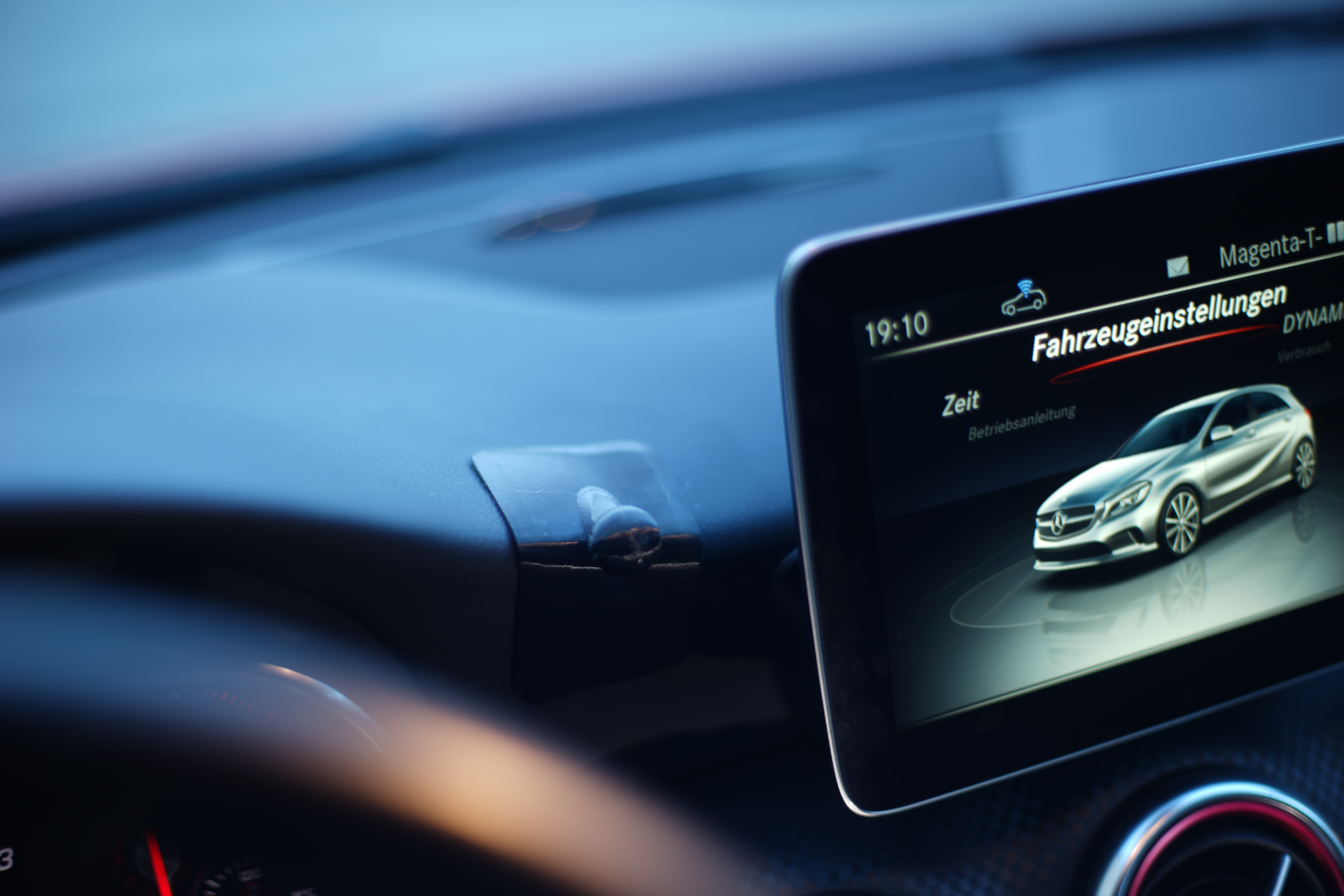 Mercedes A-Class W176 Phone Holder Magsafe