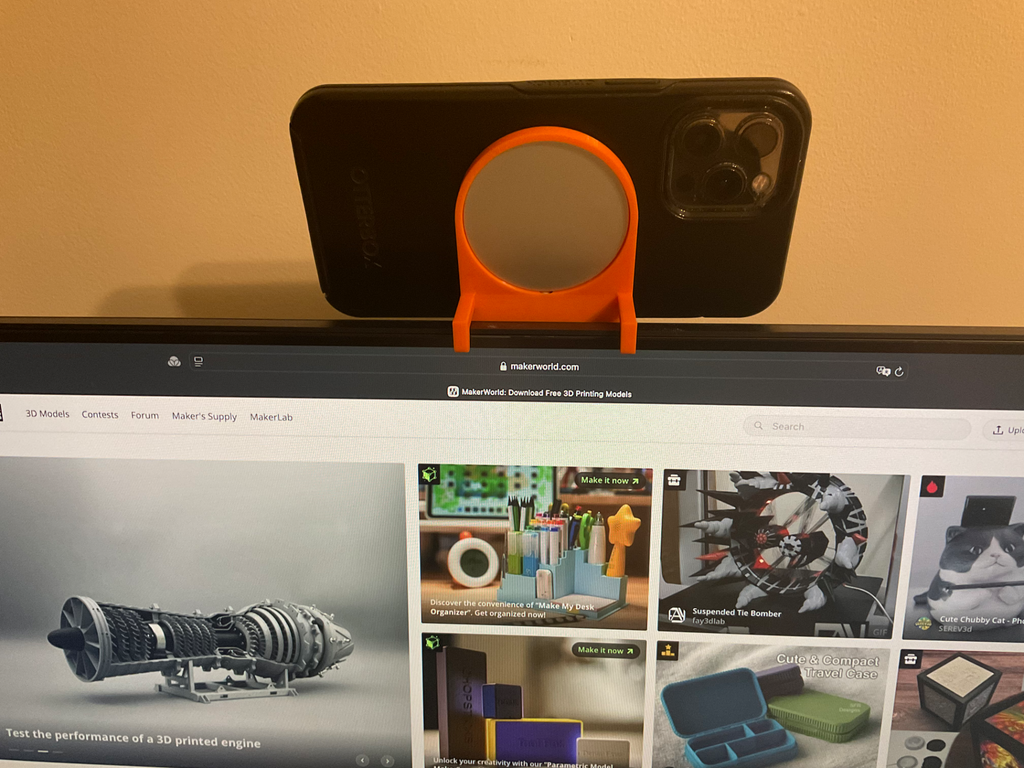 Continuity Camera MagSafe Mount for Mi 2K Monitor