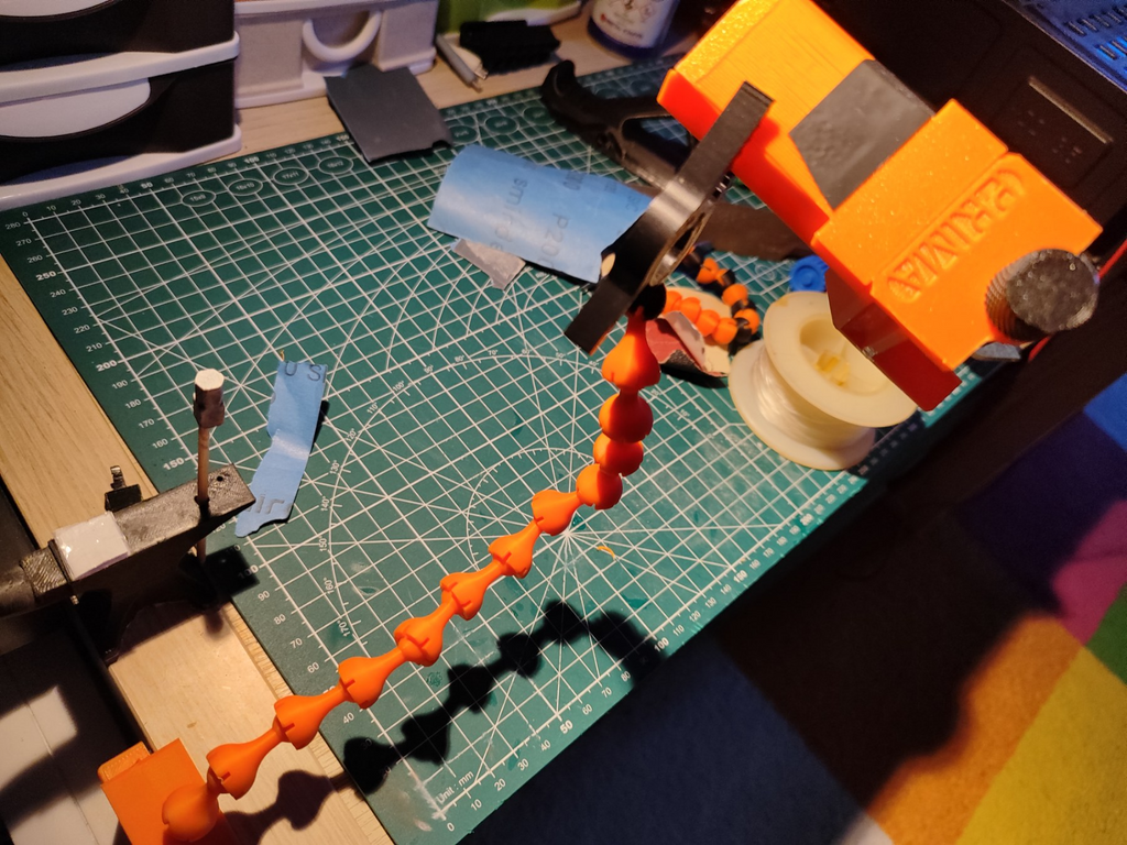 Helping hand for infinity clamp