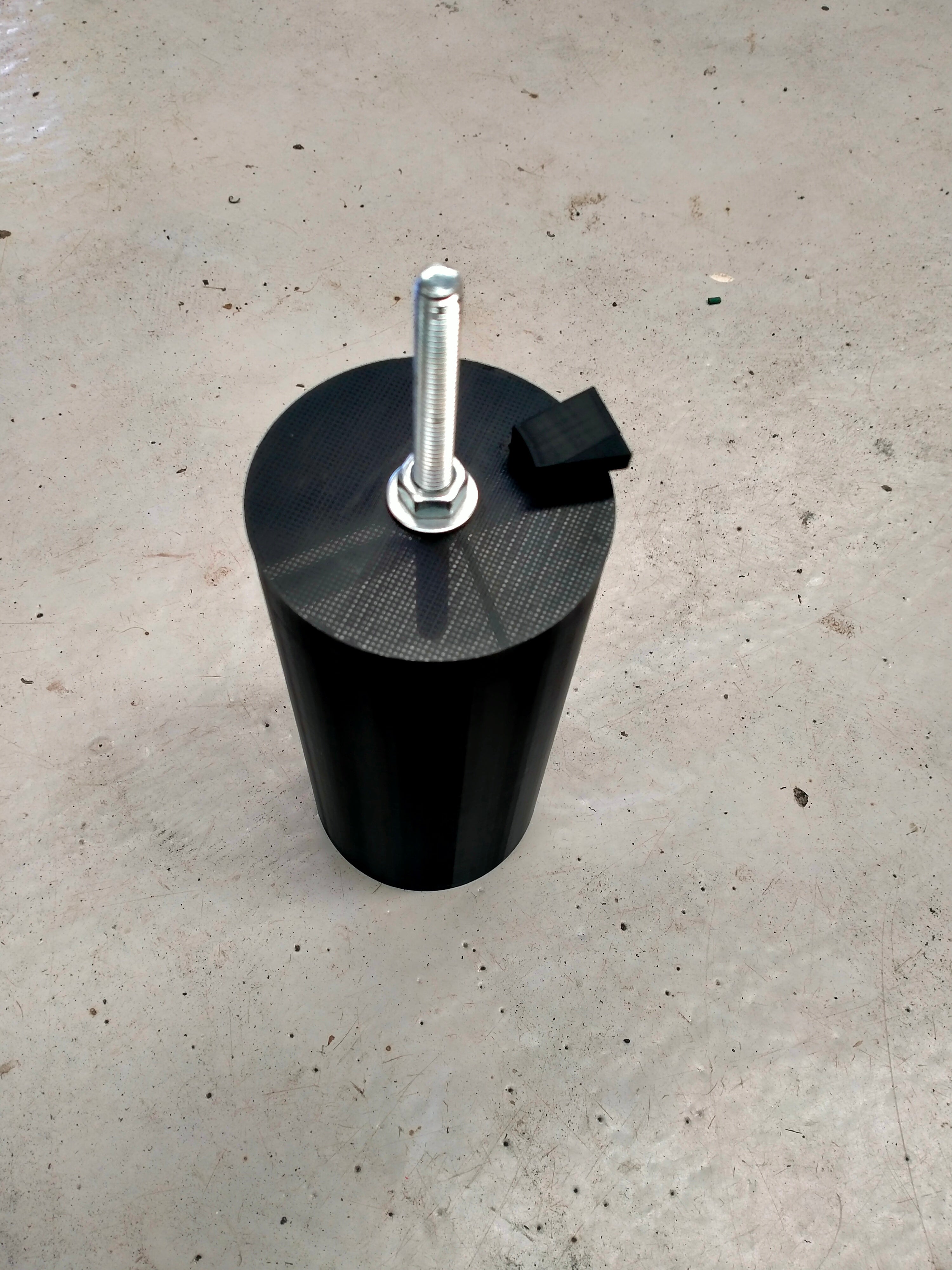 Paint can shaker/mixer for hand drill