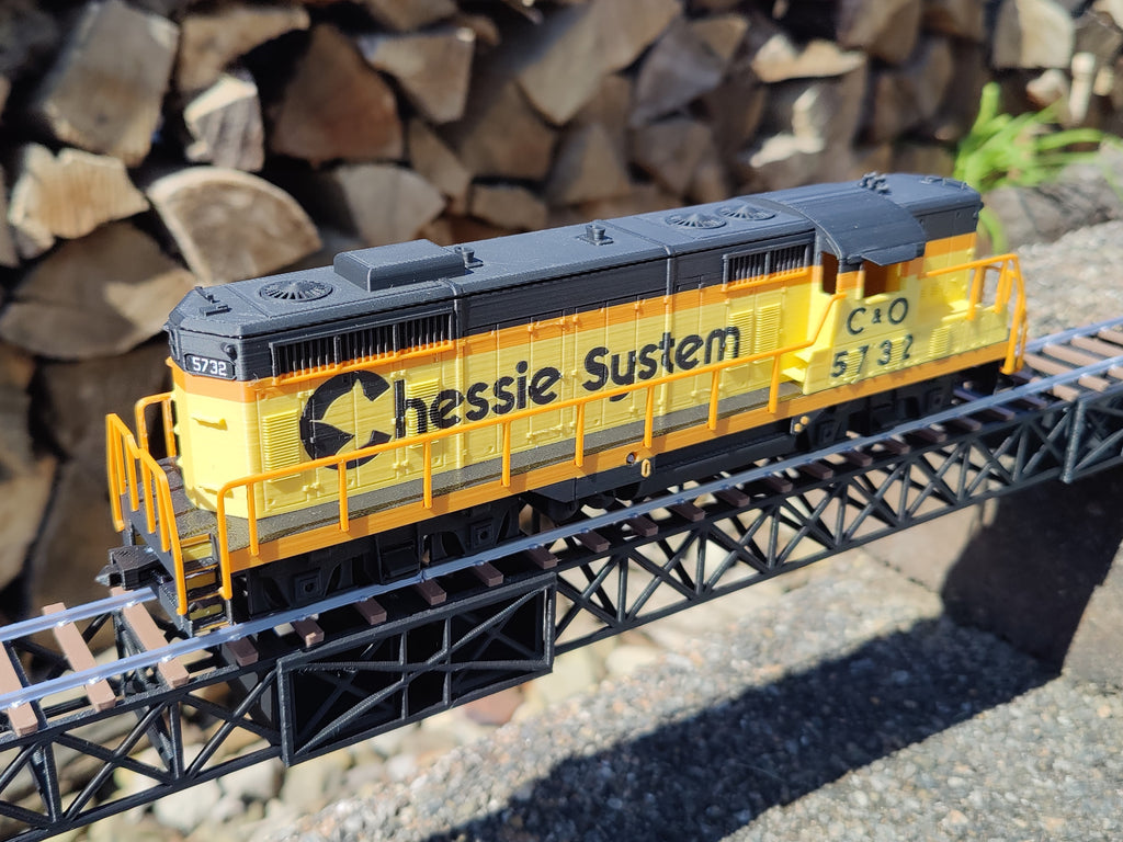 GP7 Locomotive Body - AMS Chessie Livery