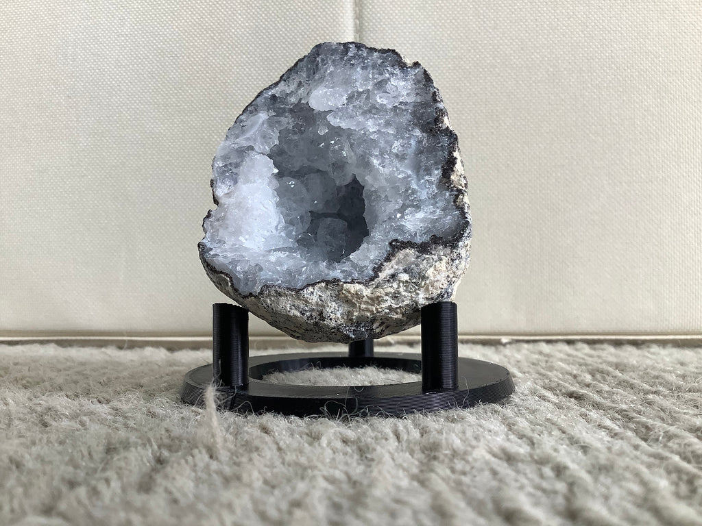 Geode Stand