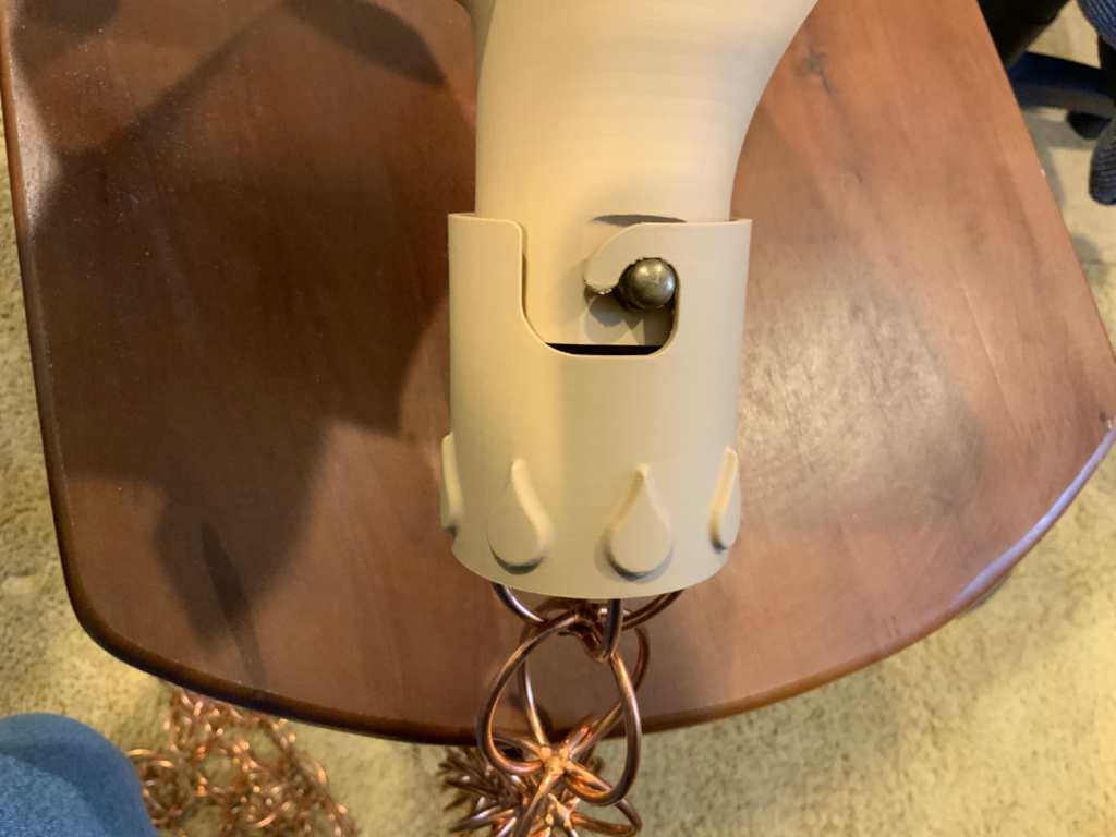 Rain Chain and Barrel Water Catcher for Canalis