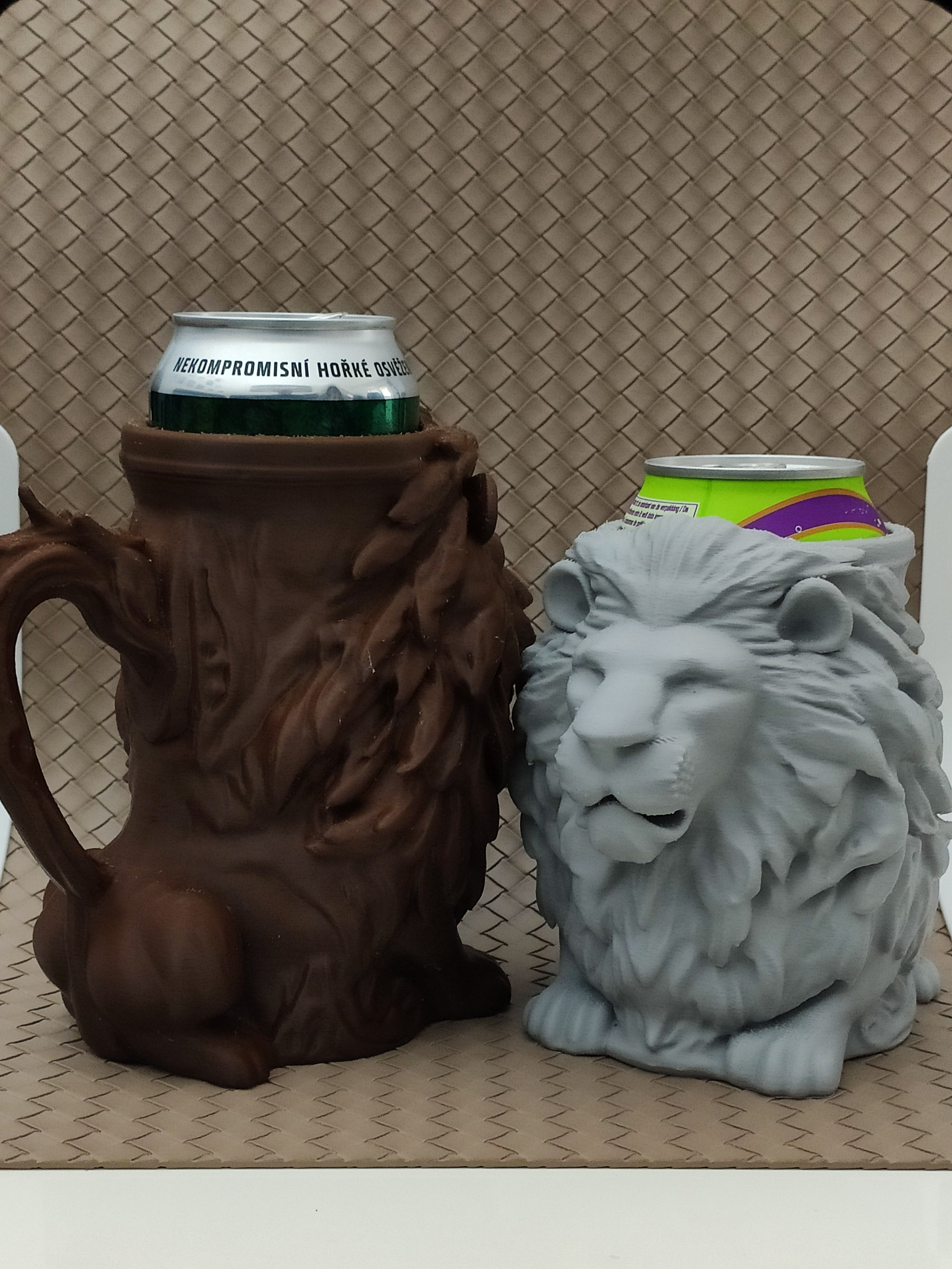 Lion Can Holder (0.5L + 12oz Cans) - Beer mug