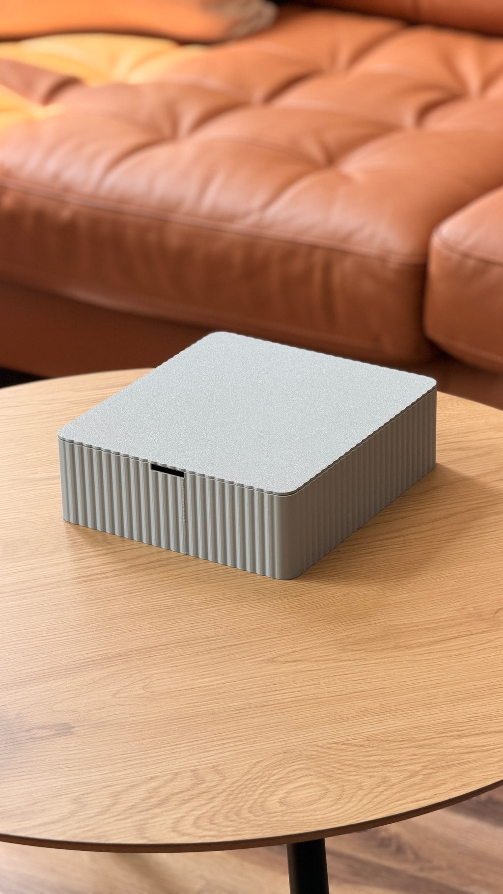 Storage Box with Lid – 220 × 200 × 68 mm