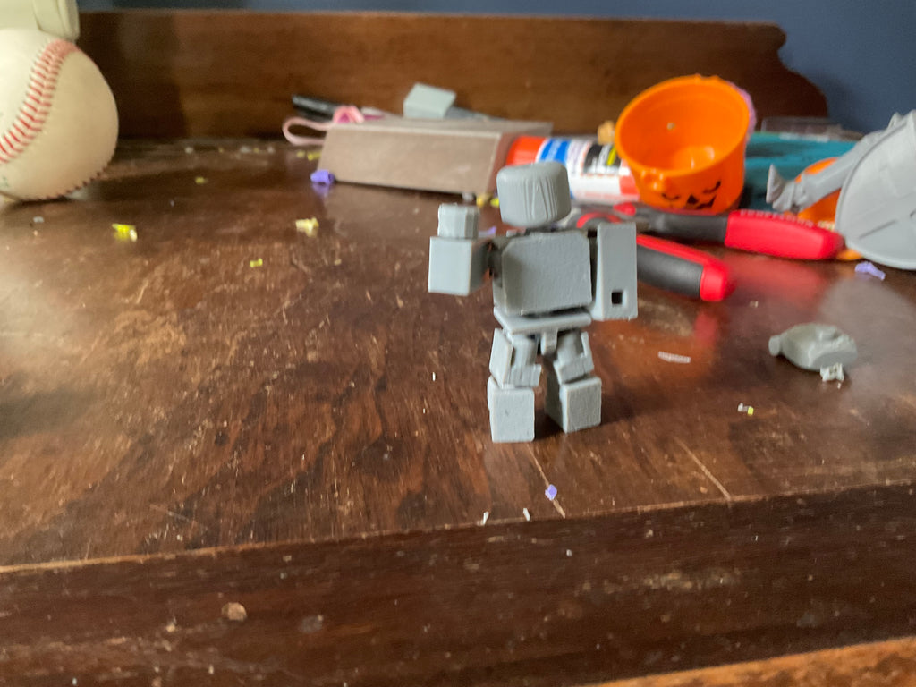 fully articulated Robloxian figure