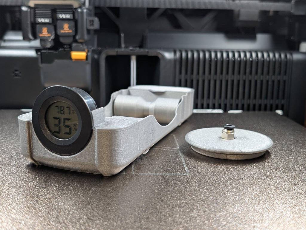 4L Cereal Container Drybox Spool Roller Feeder
