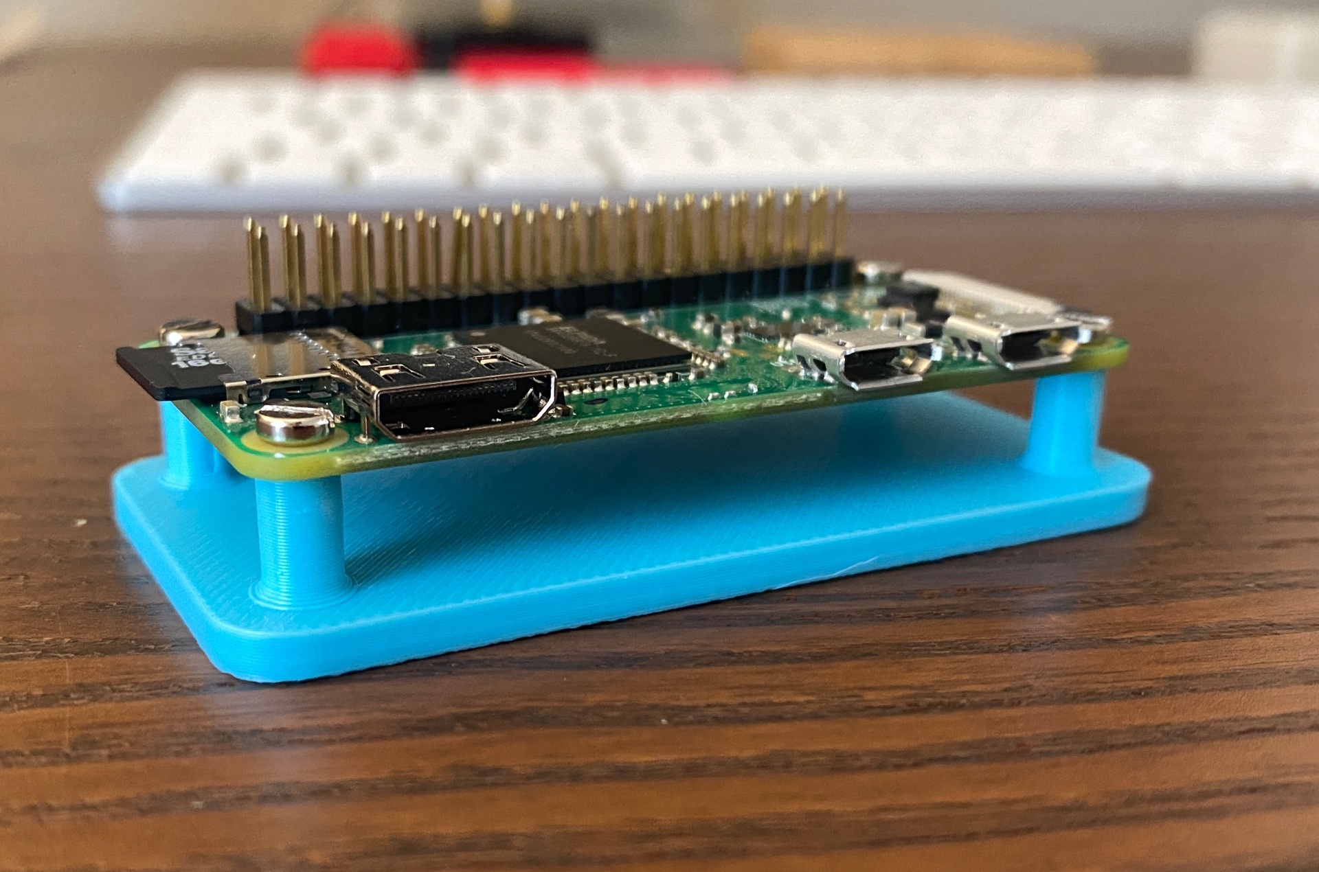 Simple Raspberry Pi Zero Base