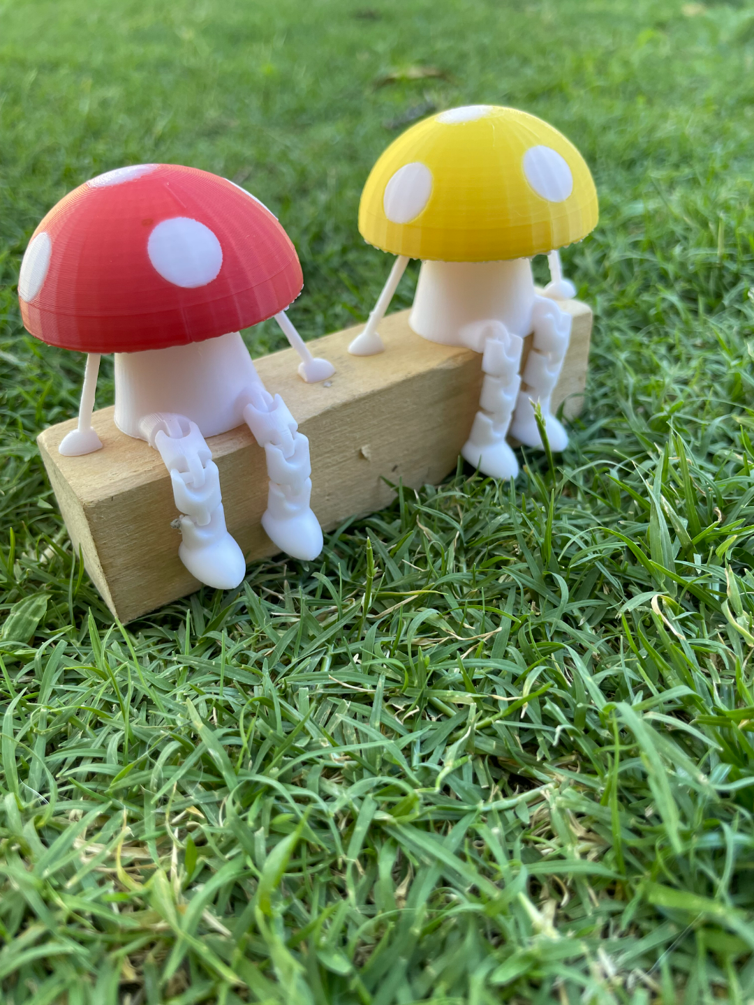 articulated toadstool with arms