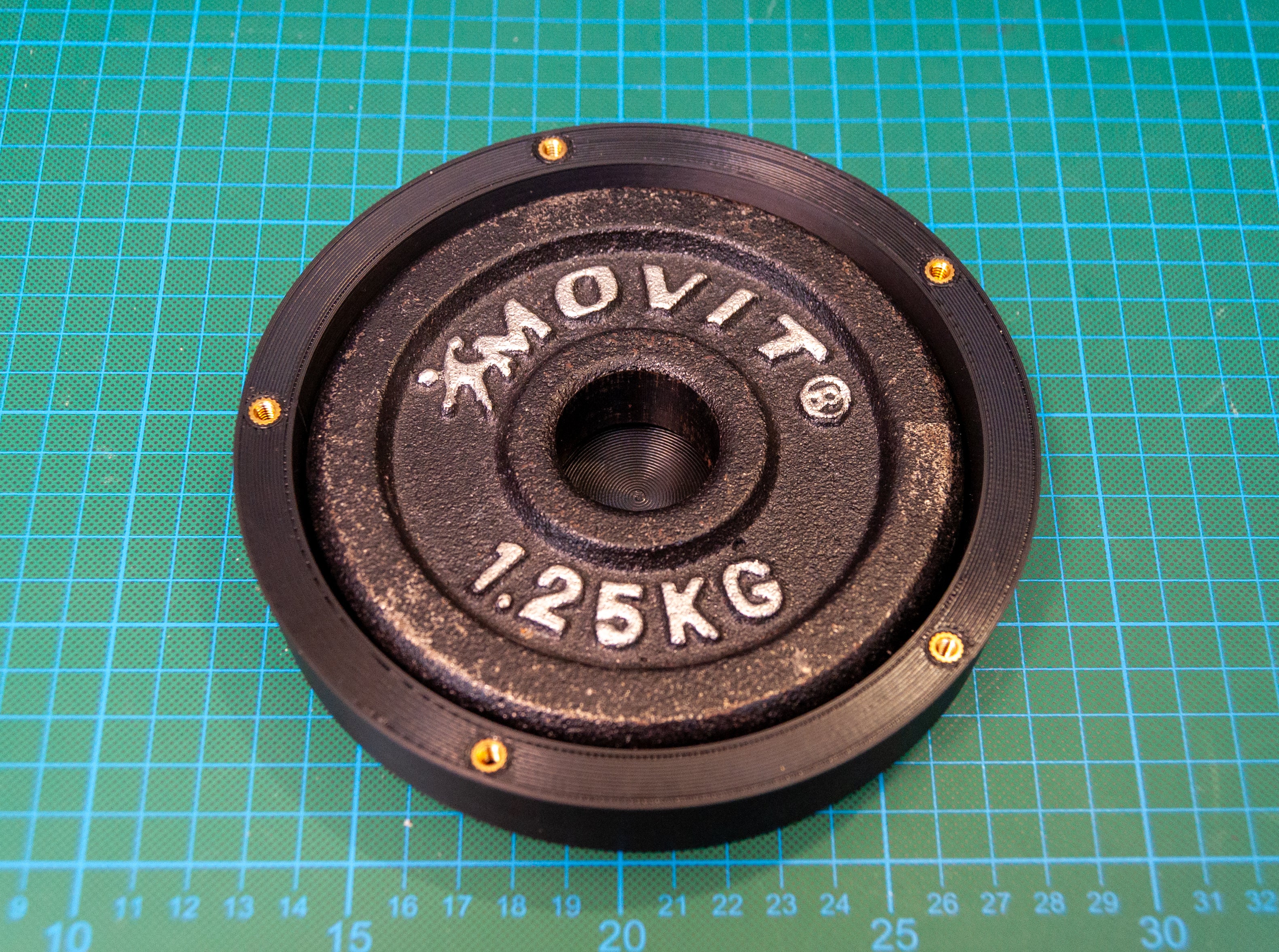 Platethora, The quick release plate for everything