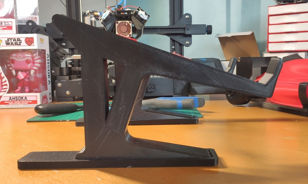 Laptop stand
