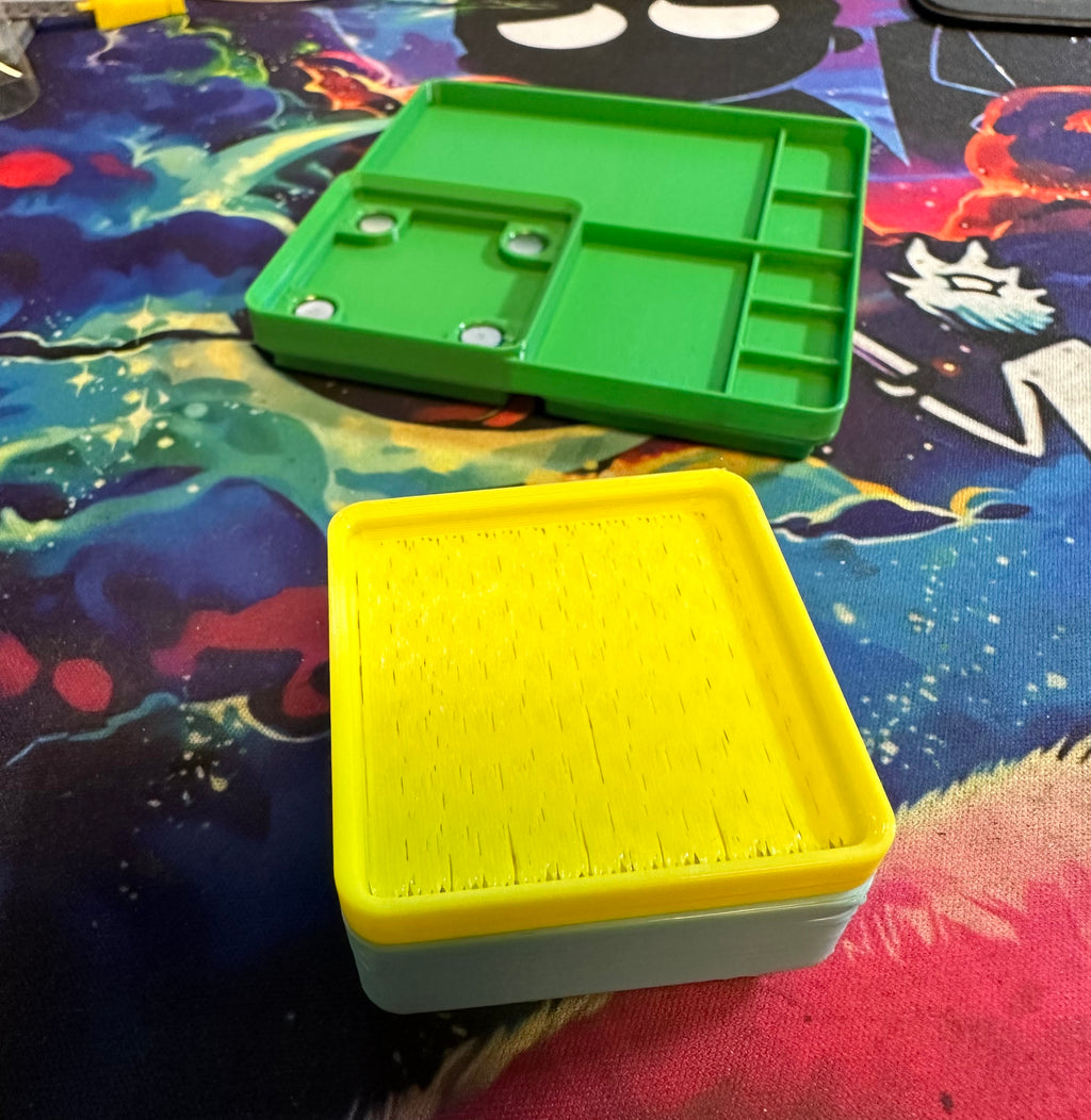 Gridfinity Big/Small Parts Tray W/ Removable 1x1 Screw Bin & Stackable Lid