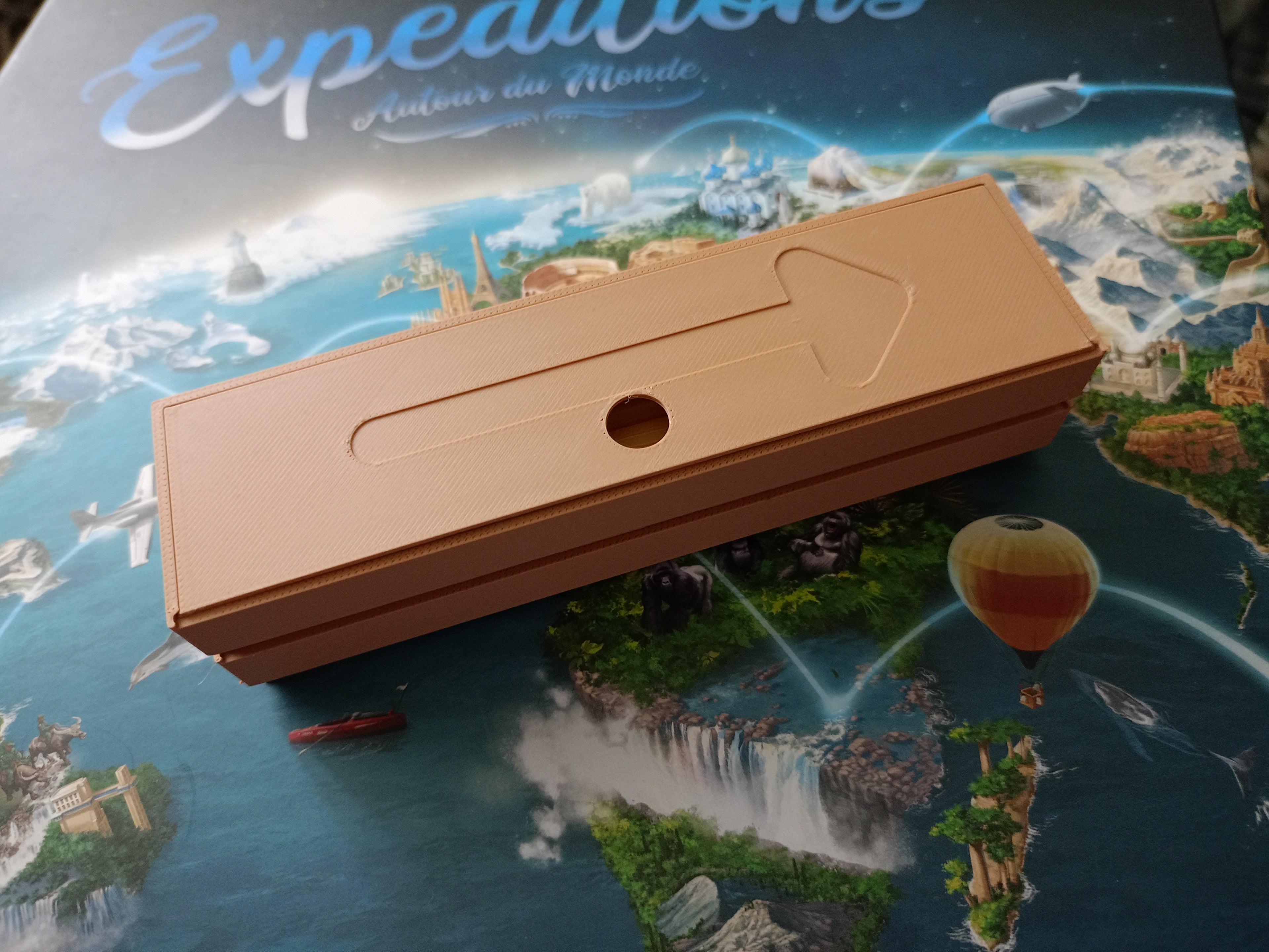 Insert Expedition autour du monde