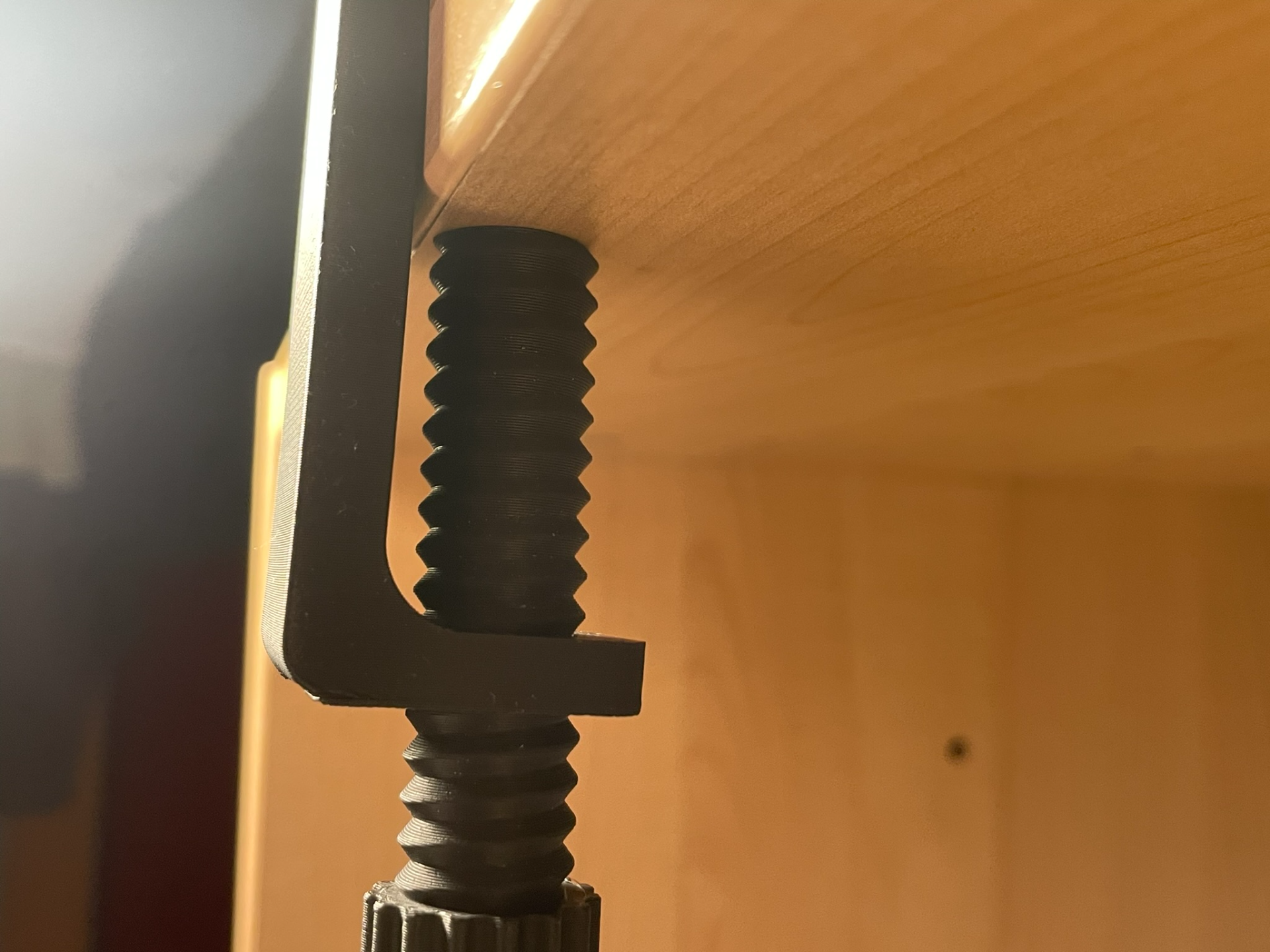 Armadillo Cable Clamp