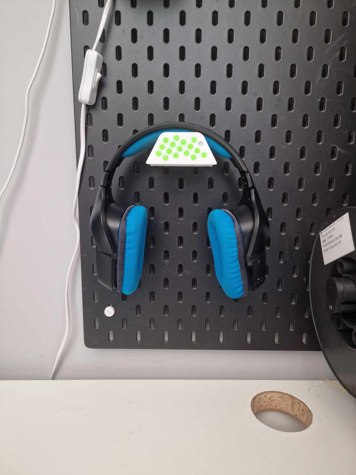 NEW Hexagonal SKADIS Headphone Holder - NO AMS