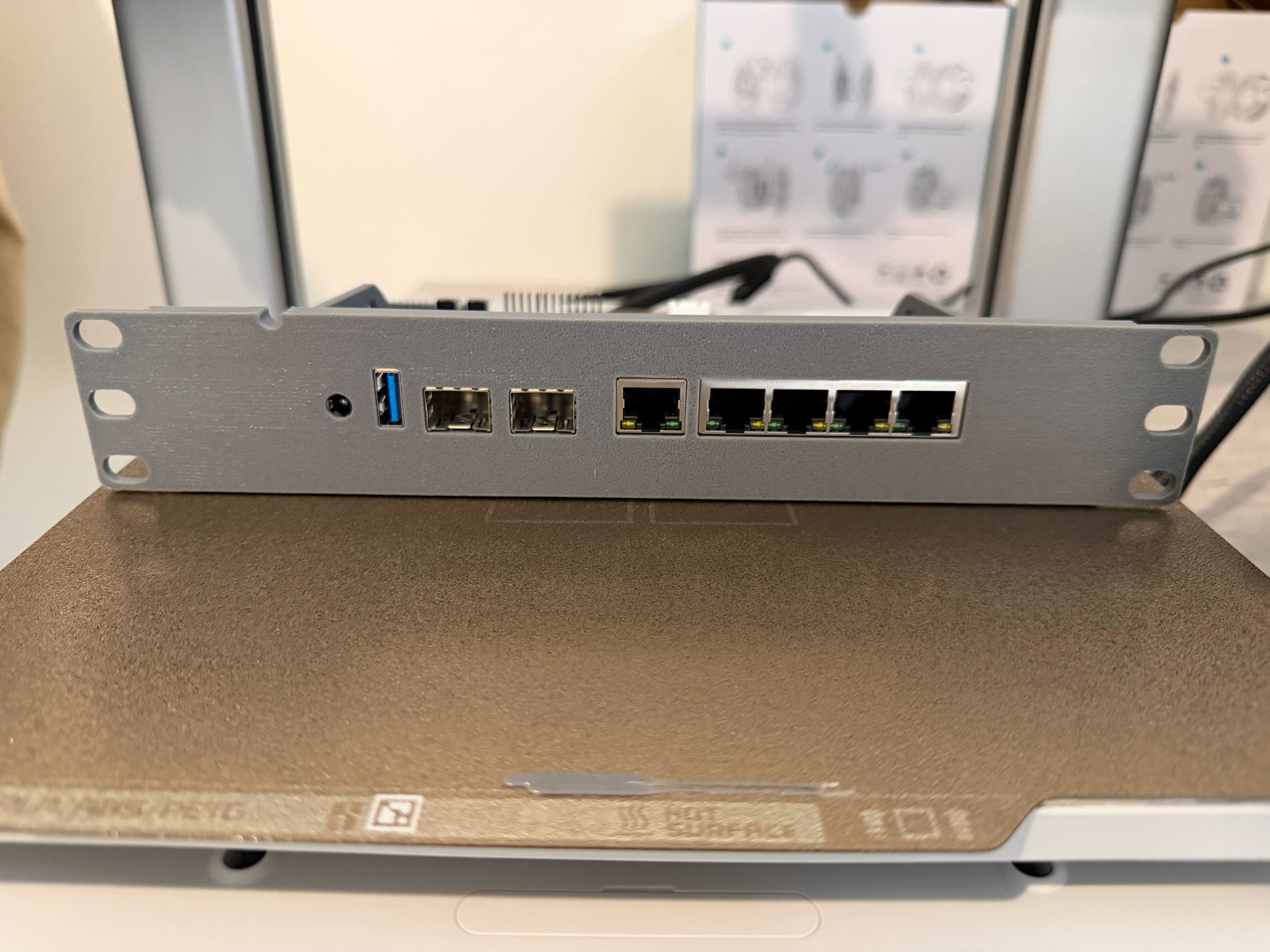 Bananapi R3 router 10 inch rack mount