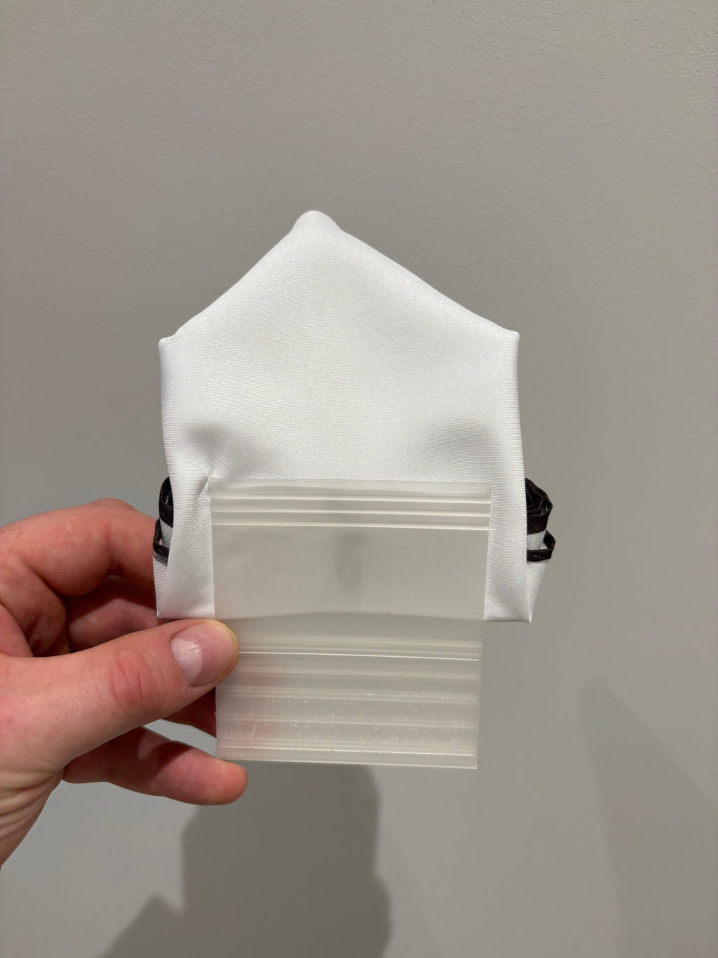 Pocket square (fantasy) holder
