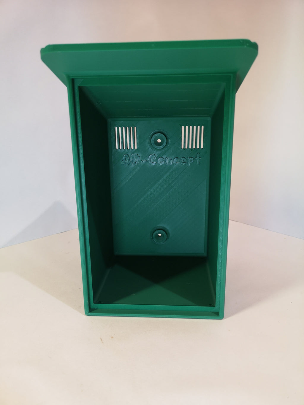 Specific birdhouses for tits and redstarts