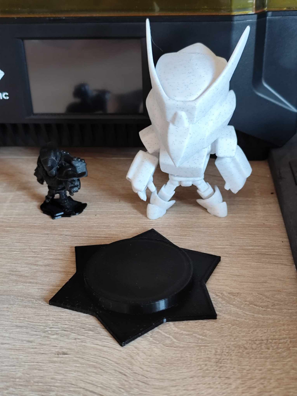 Mecha Crow + Stand