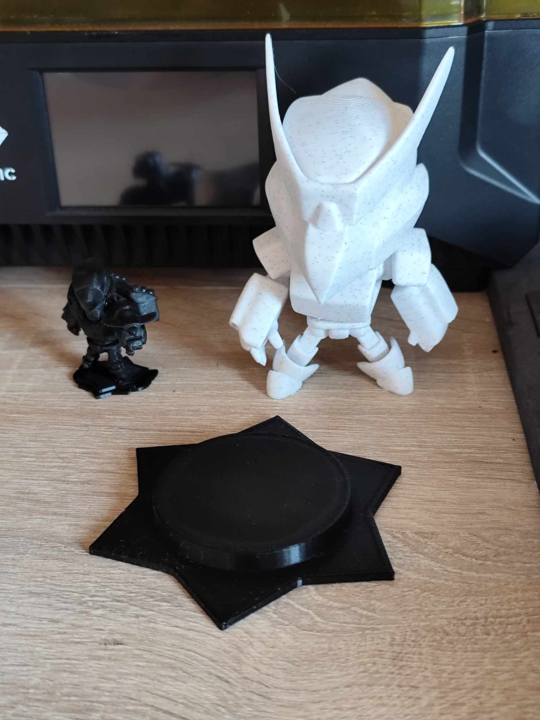 Mecha Crow + Stand
