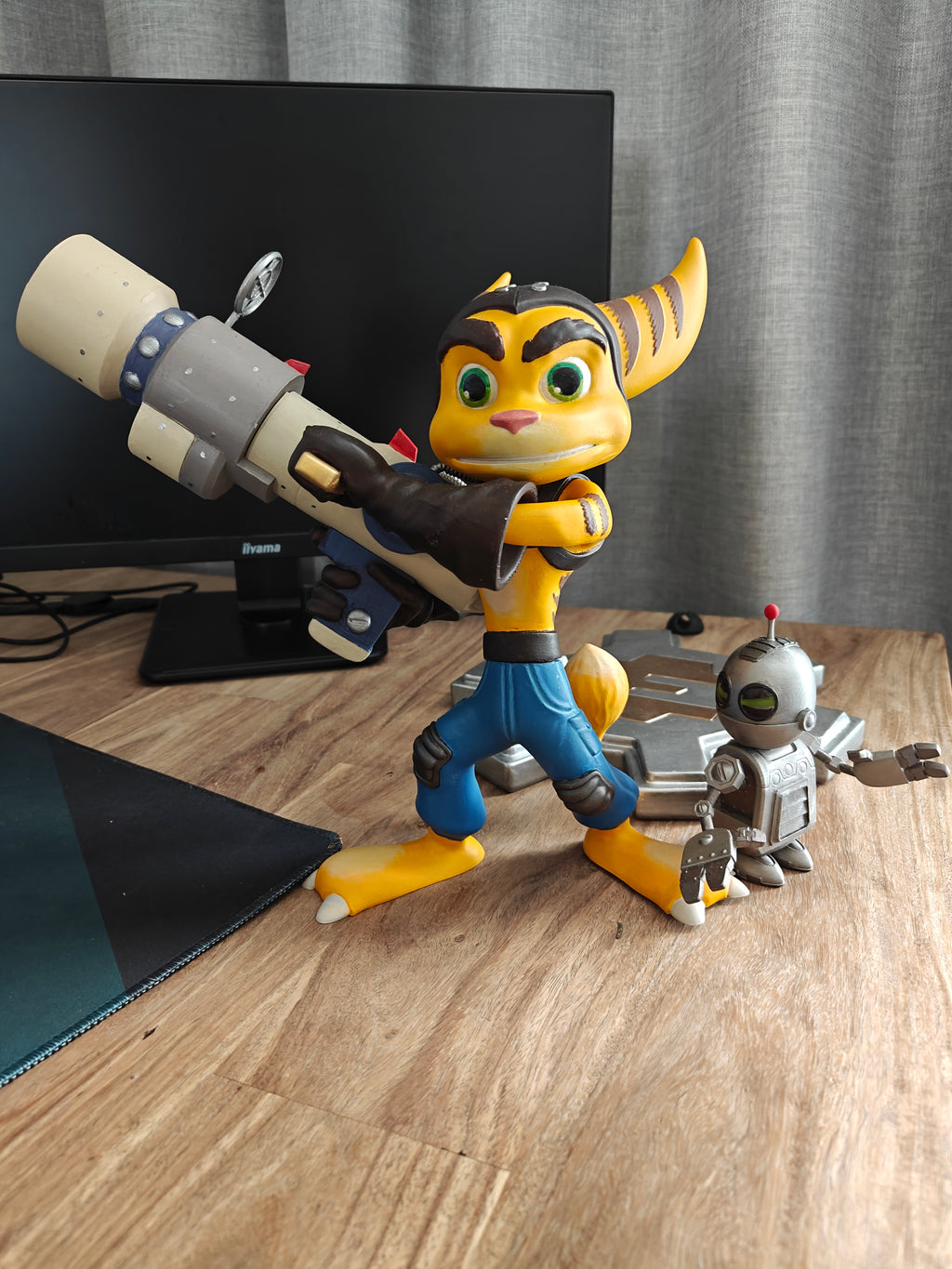 Ratchet and Clank Collectors statue (remade)