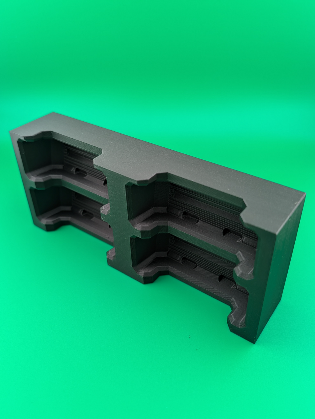 Vertical Rack for Clamshell Boxes