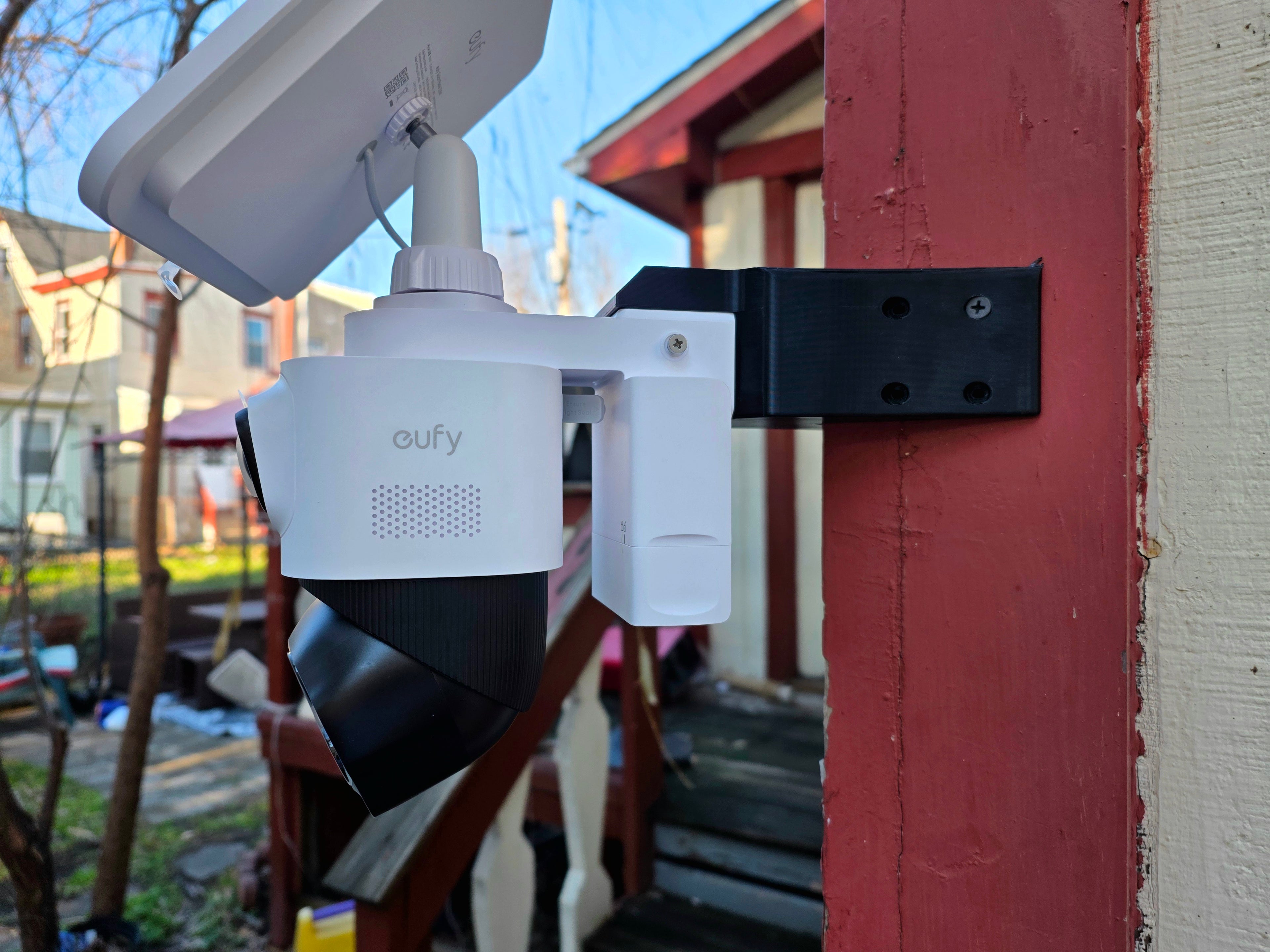 EufyCam S4 Solar Corner Wall Mount