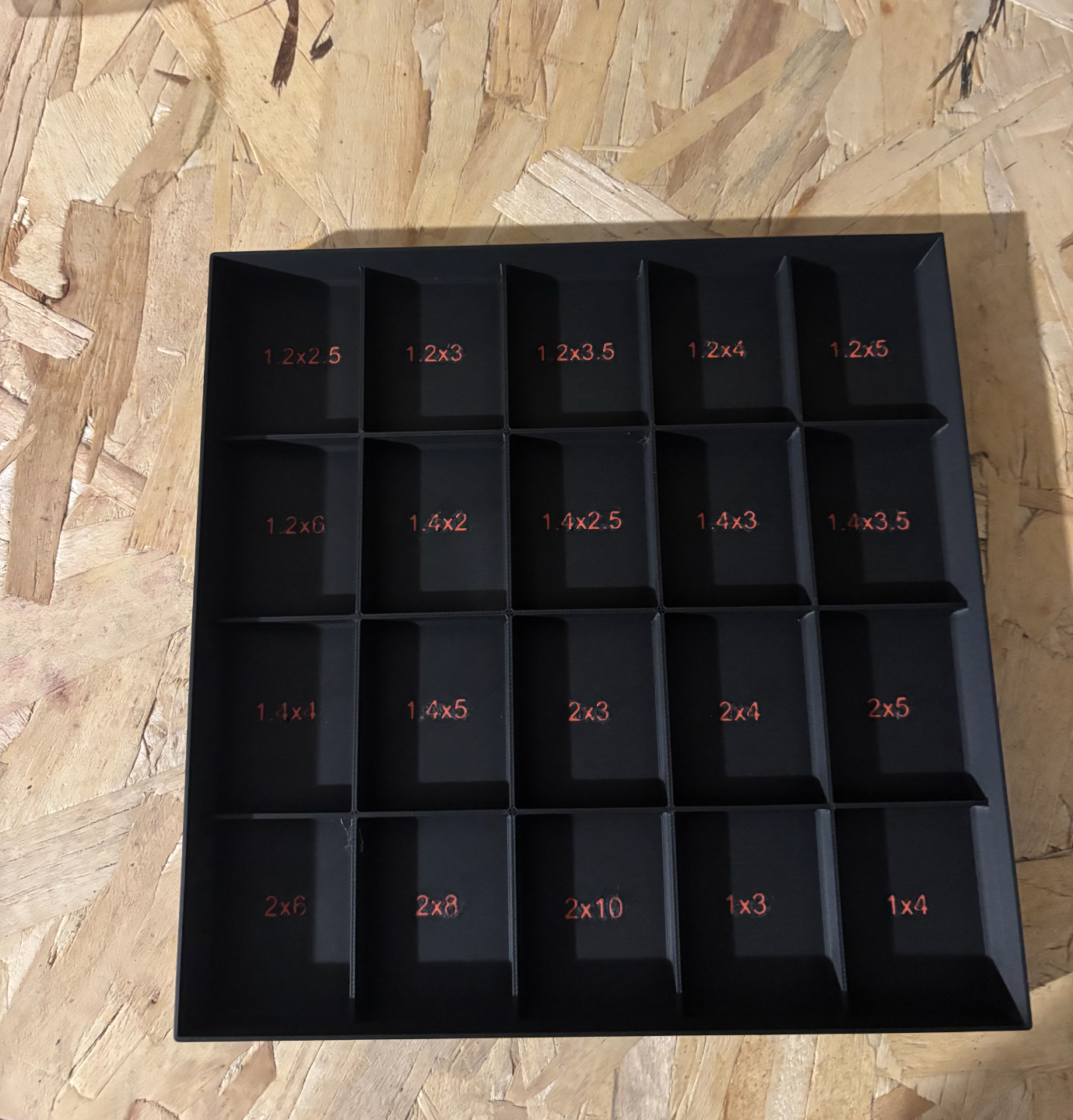 organizer for self-tapping micro wood screws