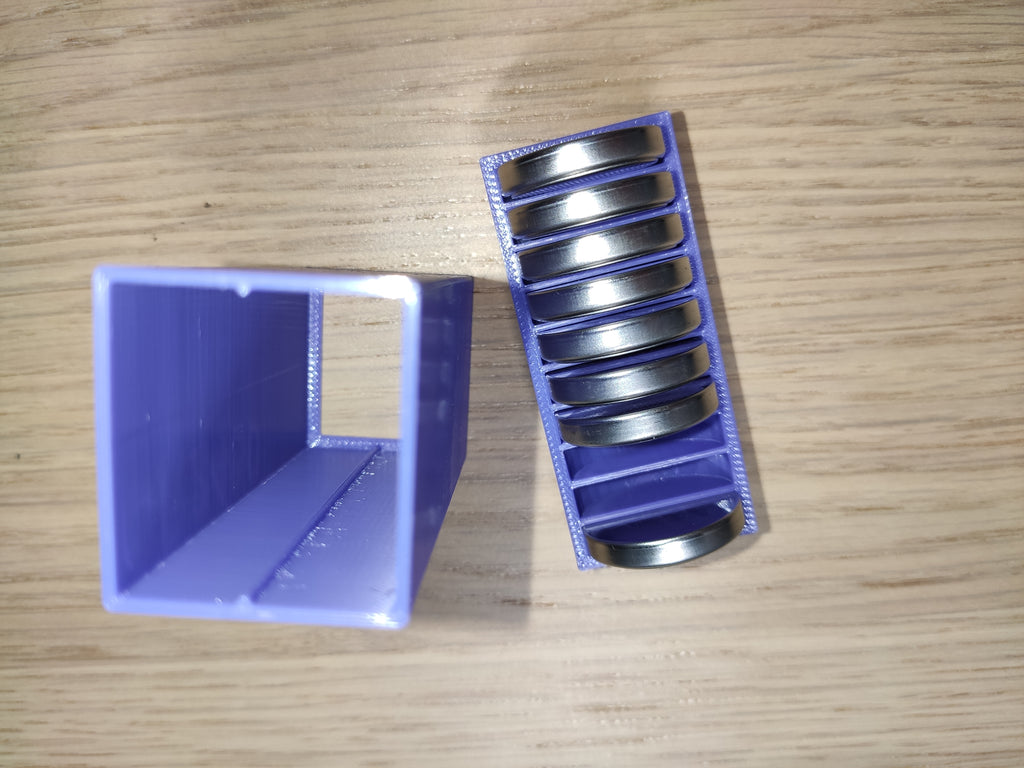 Small-Battery Cases (Parametric) v3