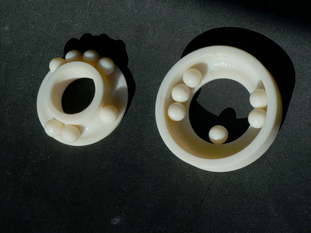 Snap Fit diagonal axial bearing